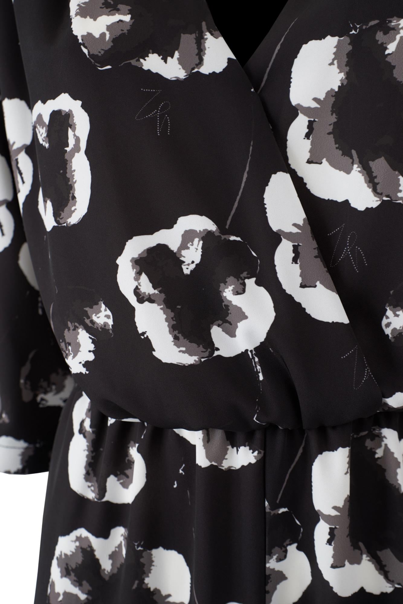 Q426 CL00/2801 YES ZEE