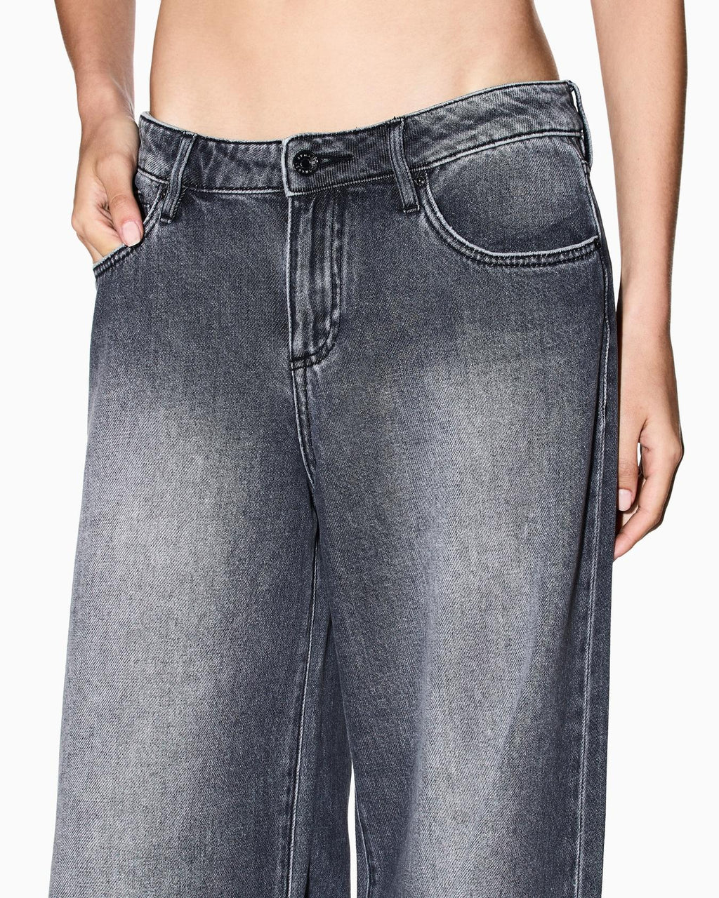 XW001184 AF16086/M8088 ARMANI EXCHANGE