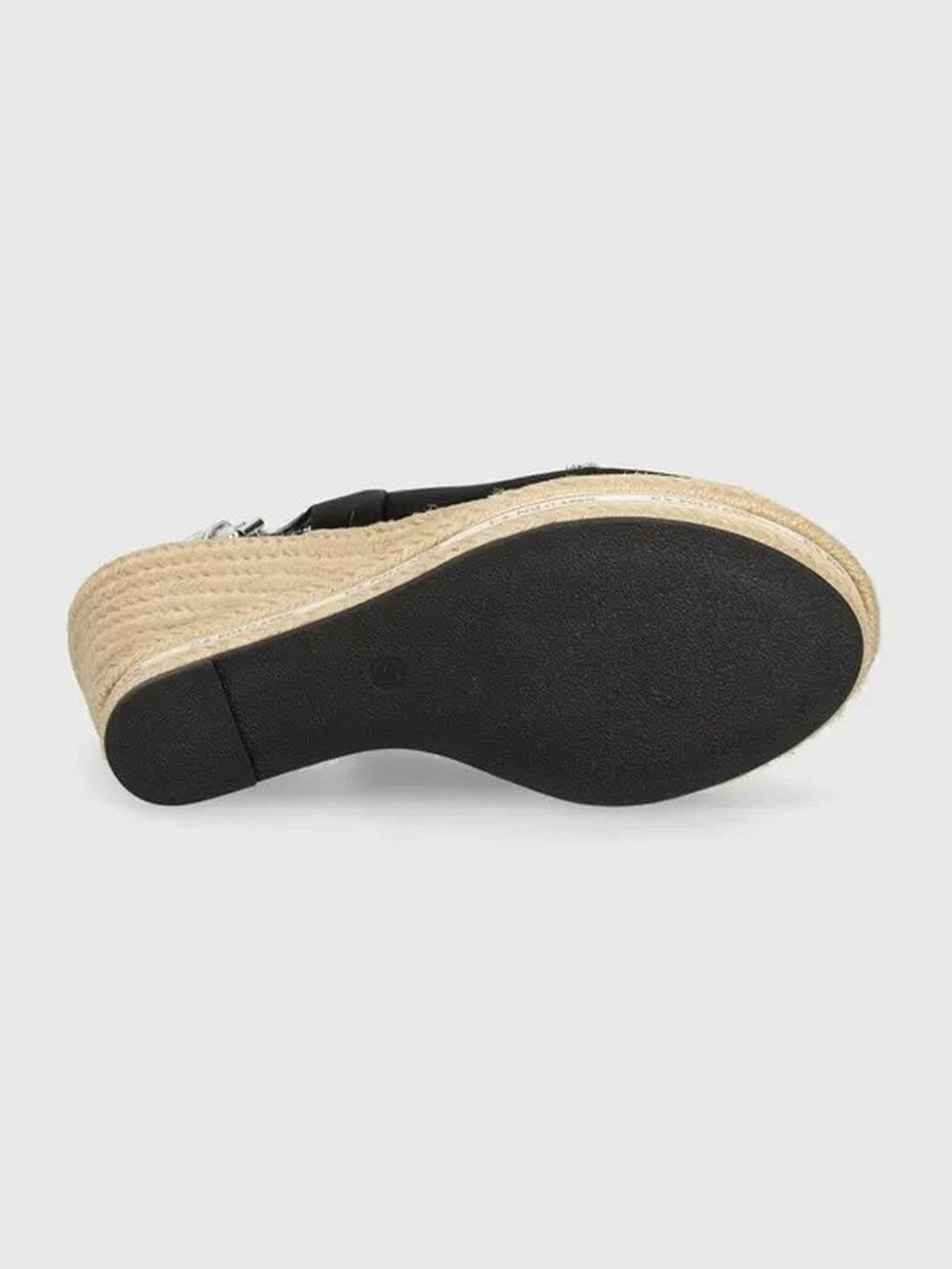 SANDAL 