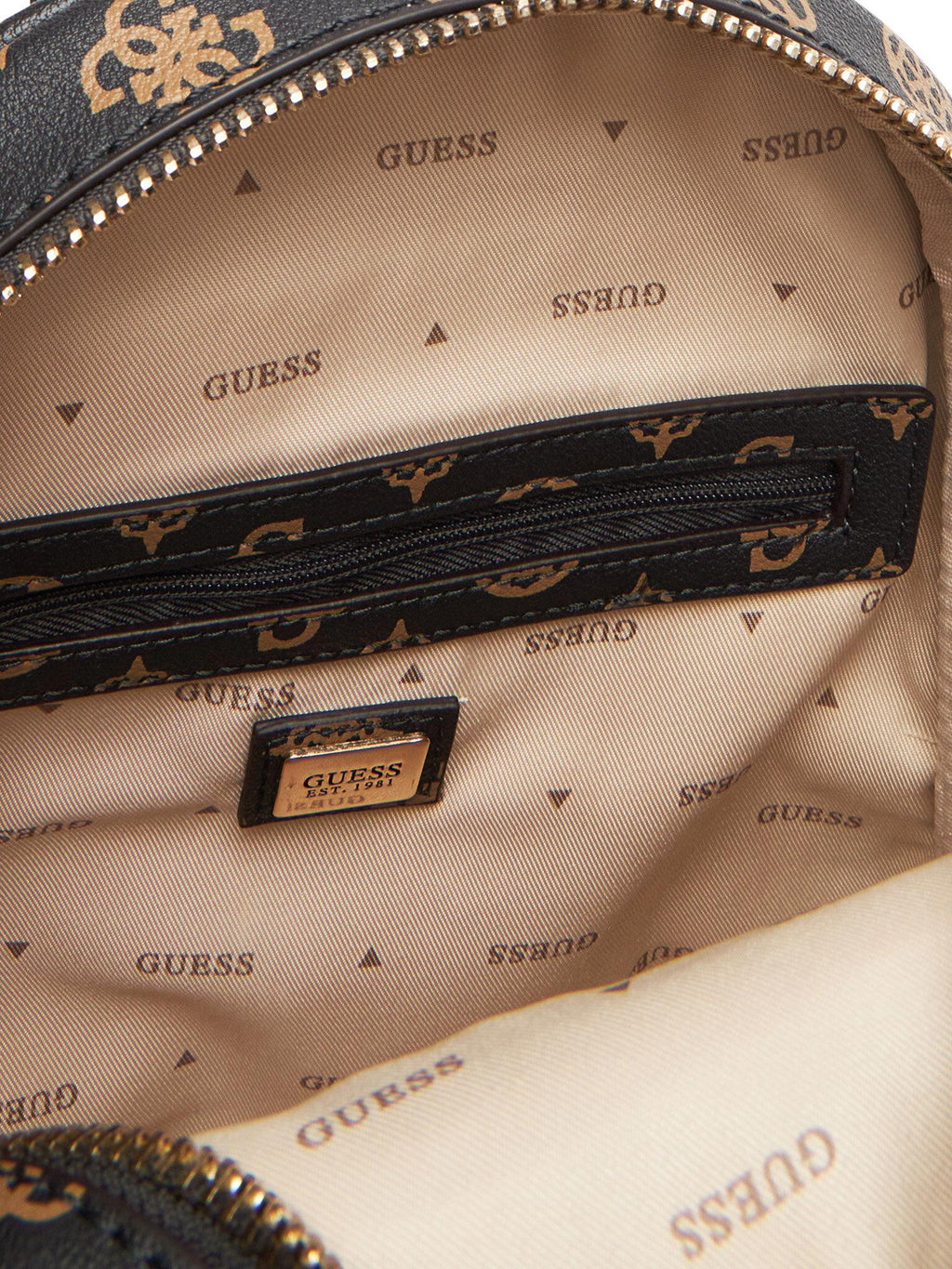 HWPG7118320/MLO GUESS