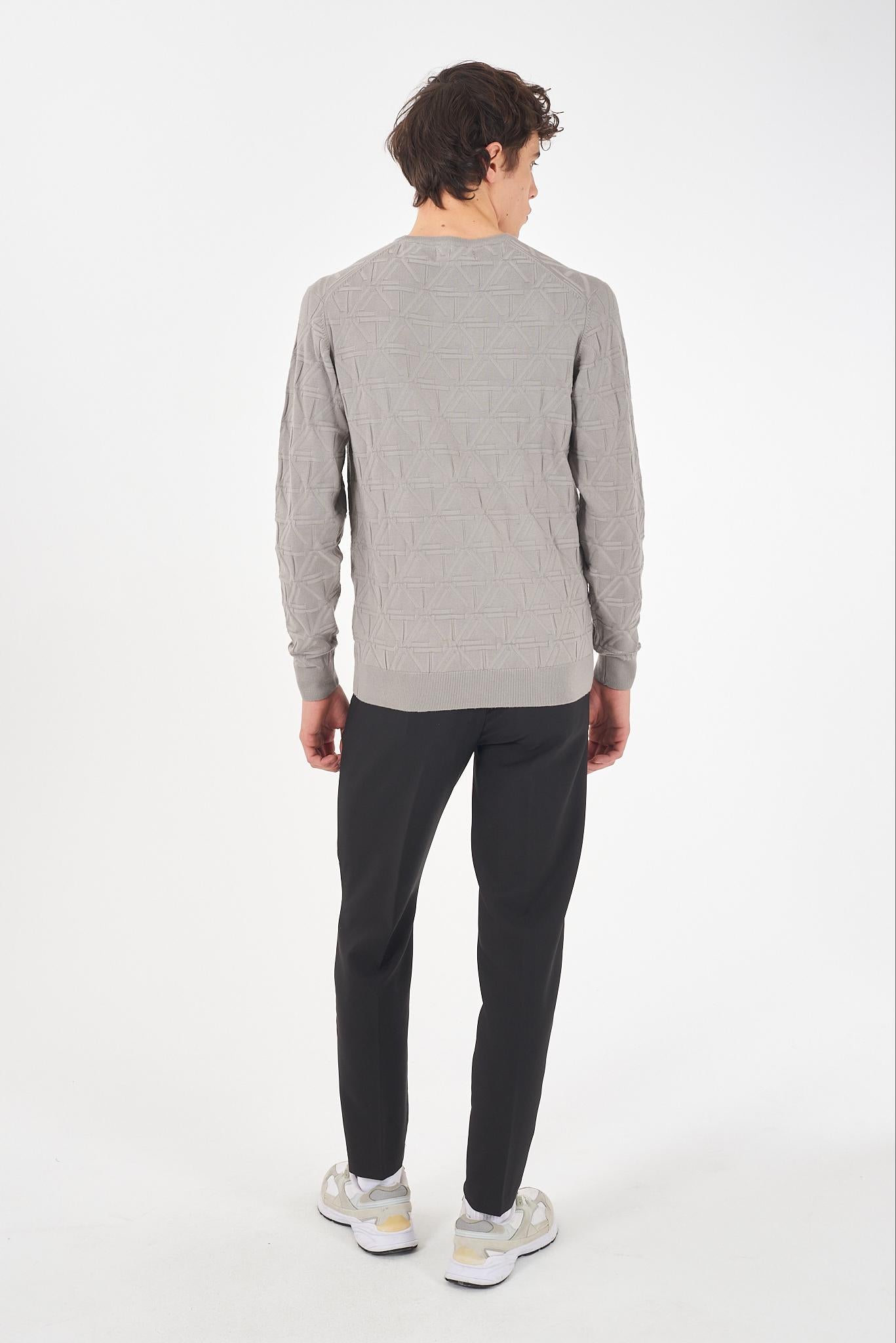 P690 A600/0801 YES ZEE