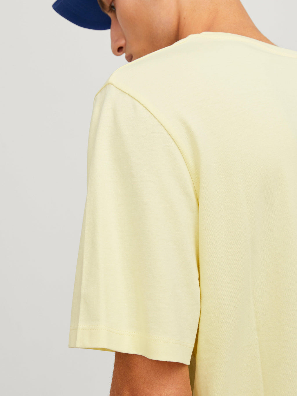 12156101/French Vanilla JACK AND JONES