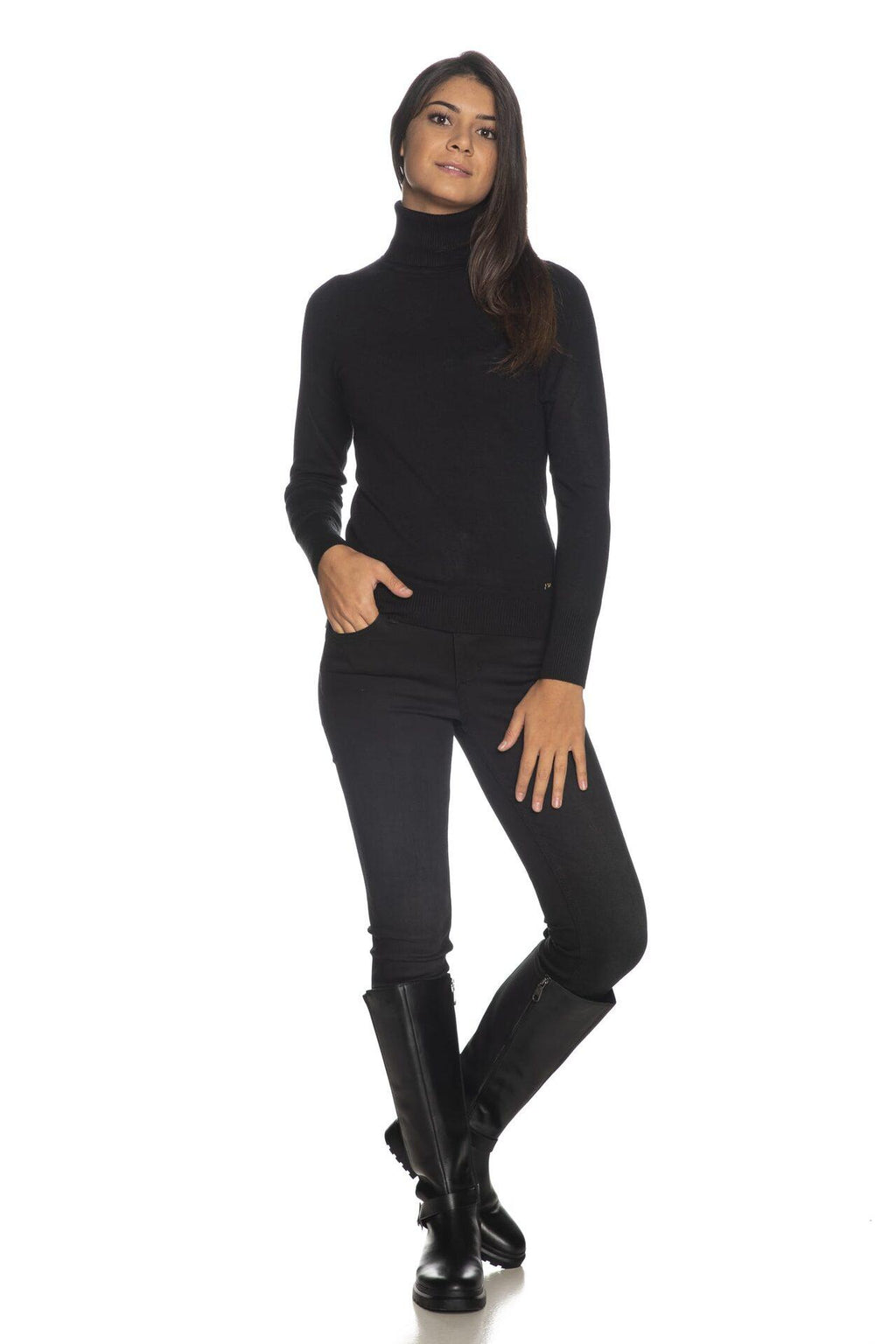 M038 RU00/0801 YES ZEE