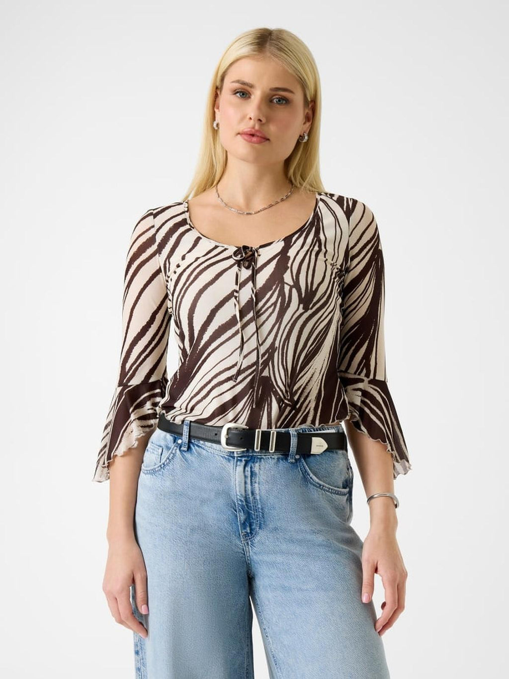 W6GP16K2944/PMIC GUESS