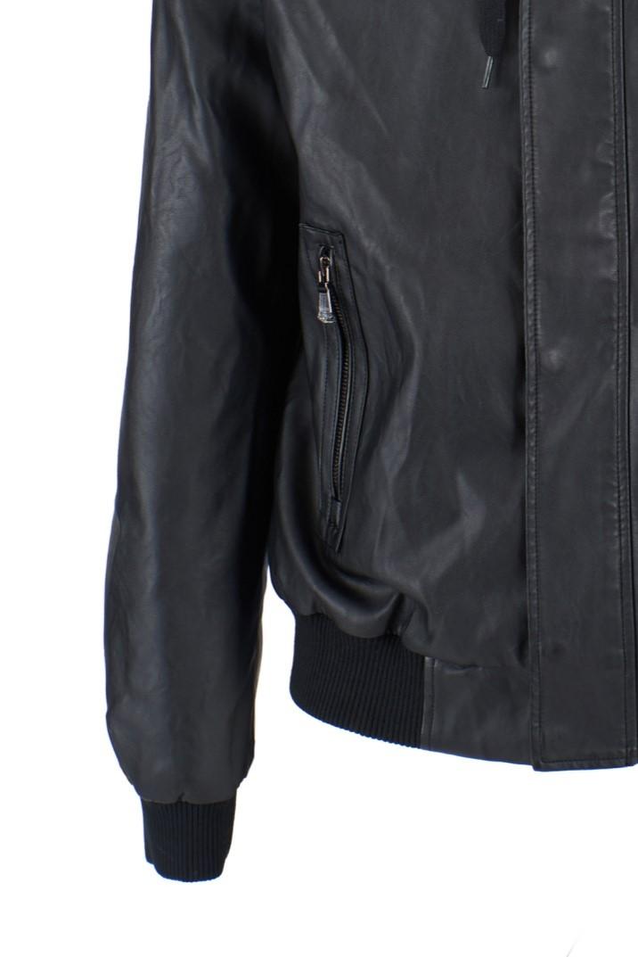 J827 G1JJ/0801 YES ZEE