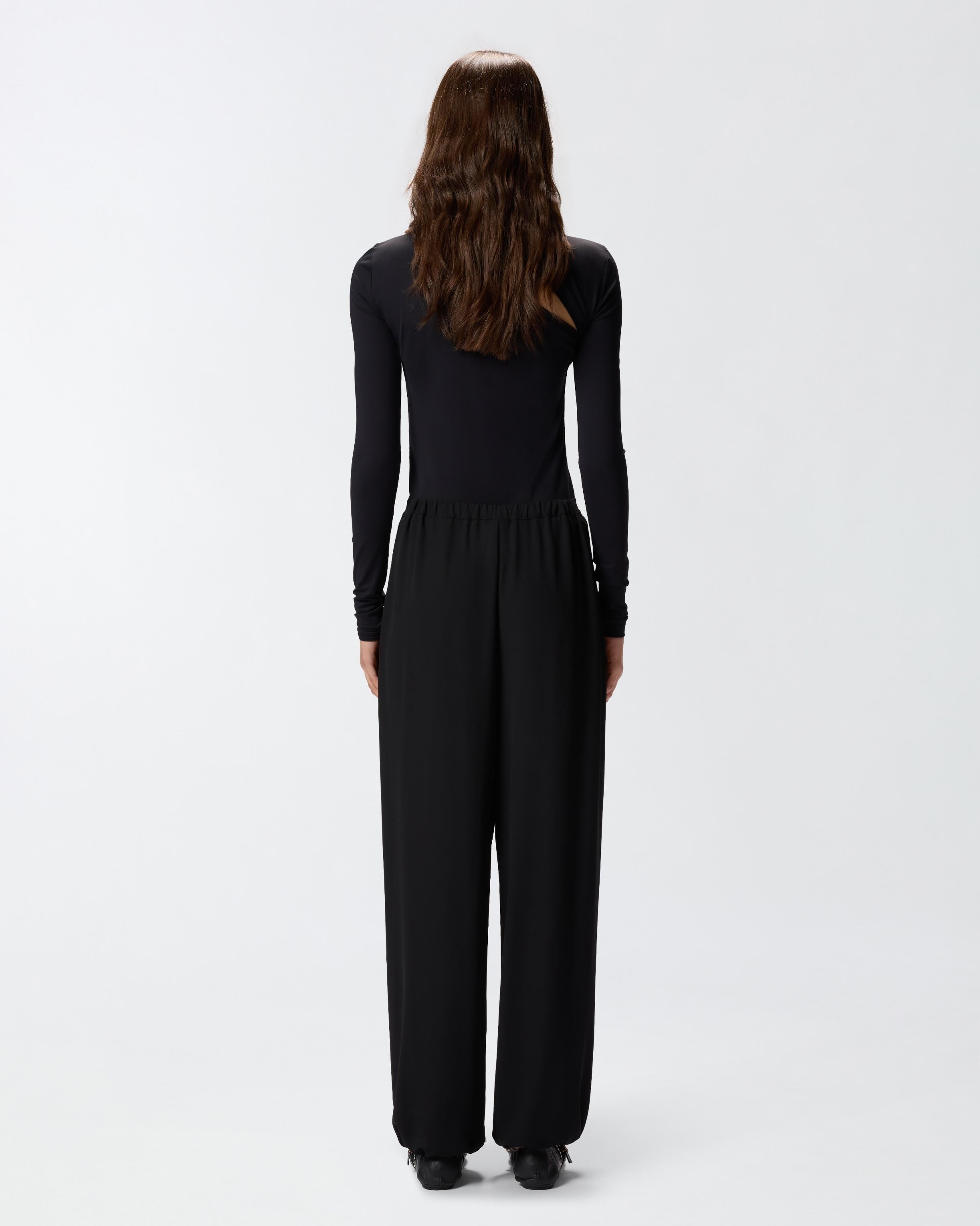 105674 A2QW/Z99 PINKO