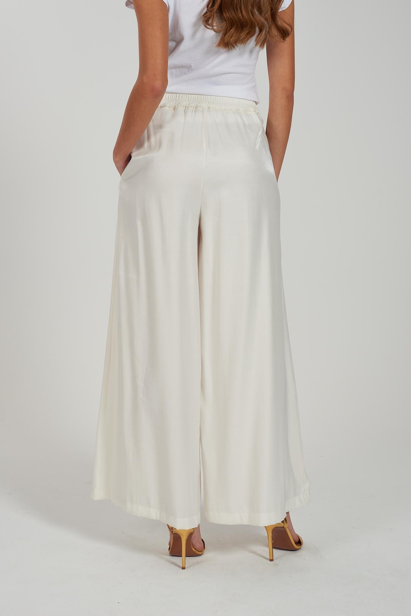 P322 C700/0157 YES ZEE