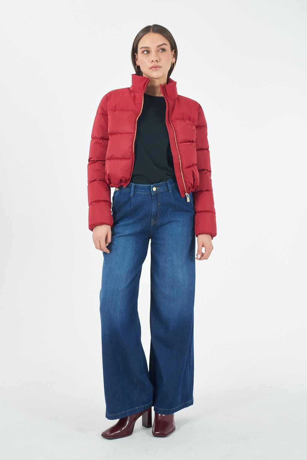 J031 M800/0562 YES ZEE