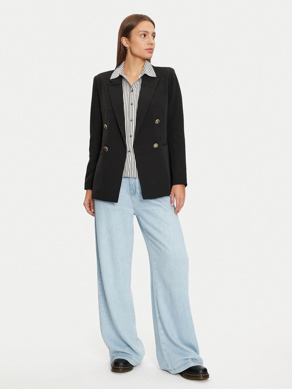15294709/Black ONLY