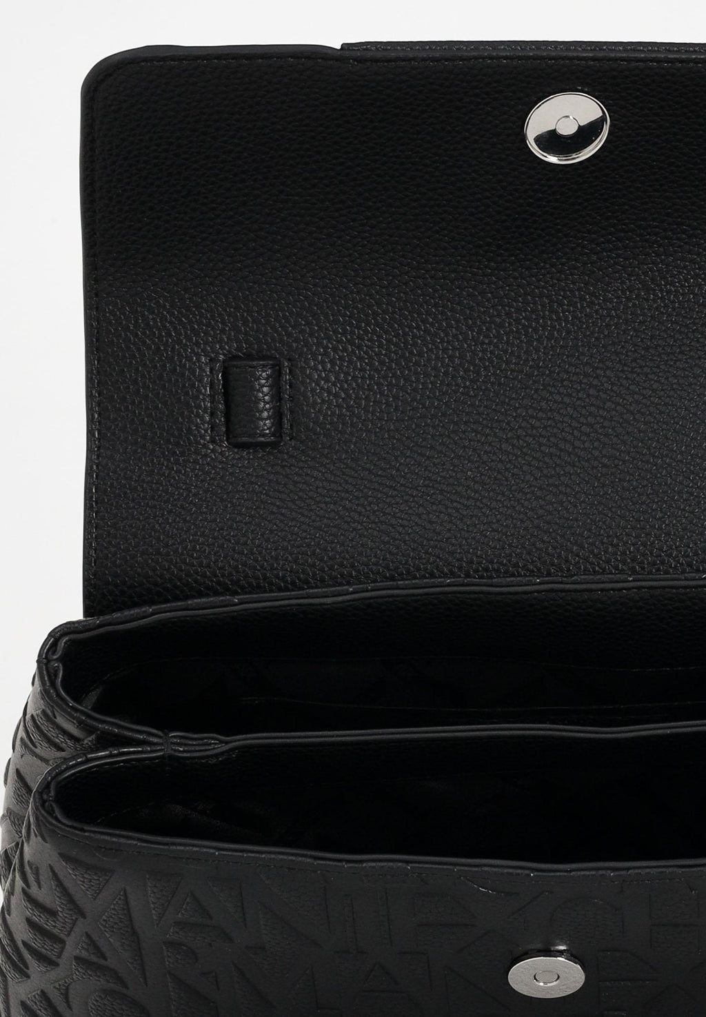 XW001223 AF15774/UC001 ARMANI EXCHANGE