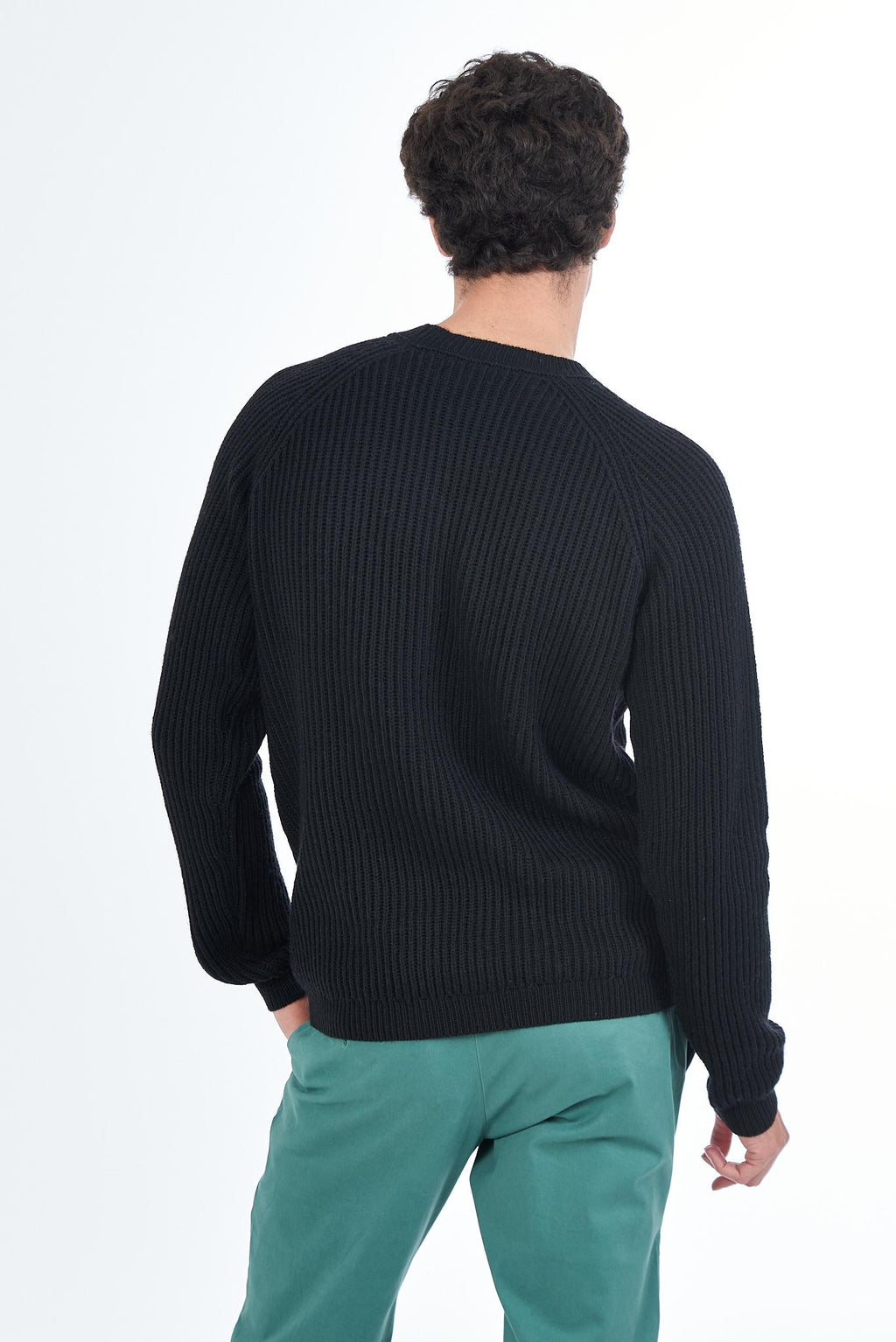 M881 MT00/0801 YES ZEE