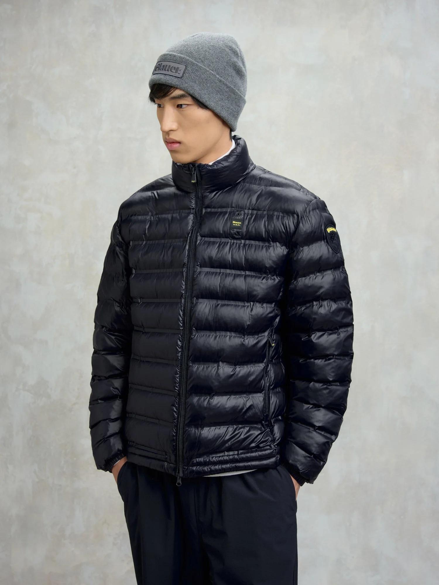 25WBLUC02131 007284/888EN BLAUER