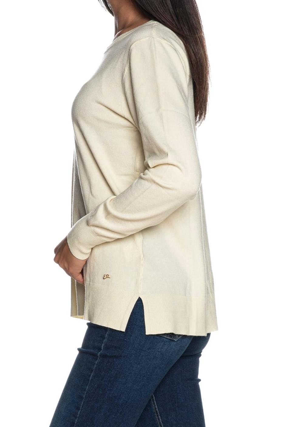 M052 RU00/0157 YES ZEE