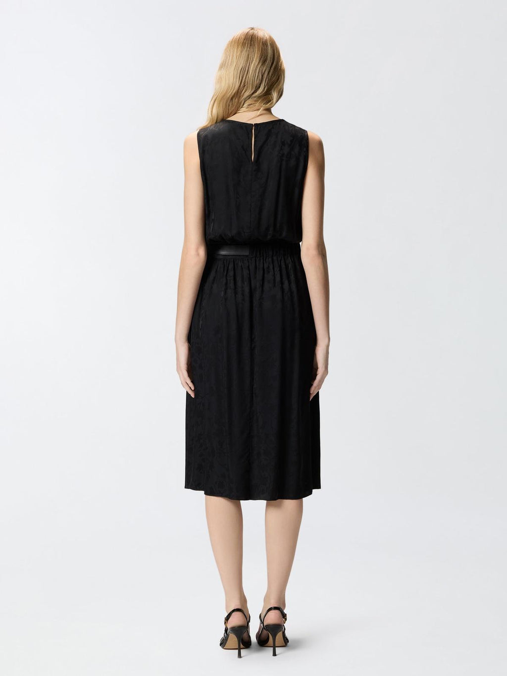 106801 A3AN/Z99 PINKO