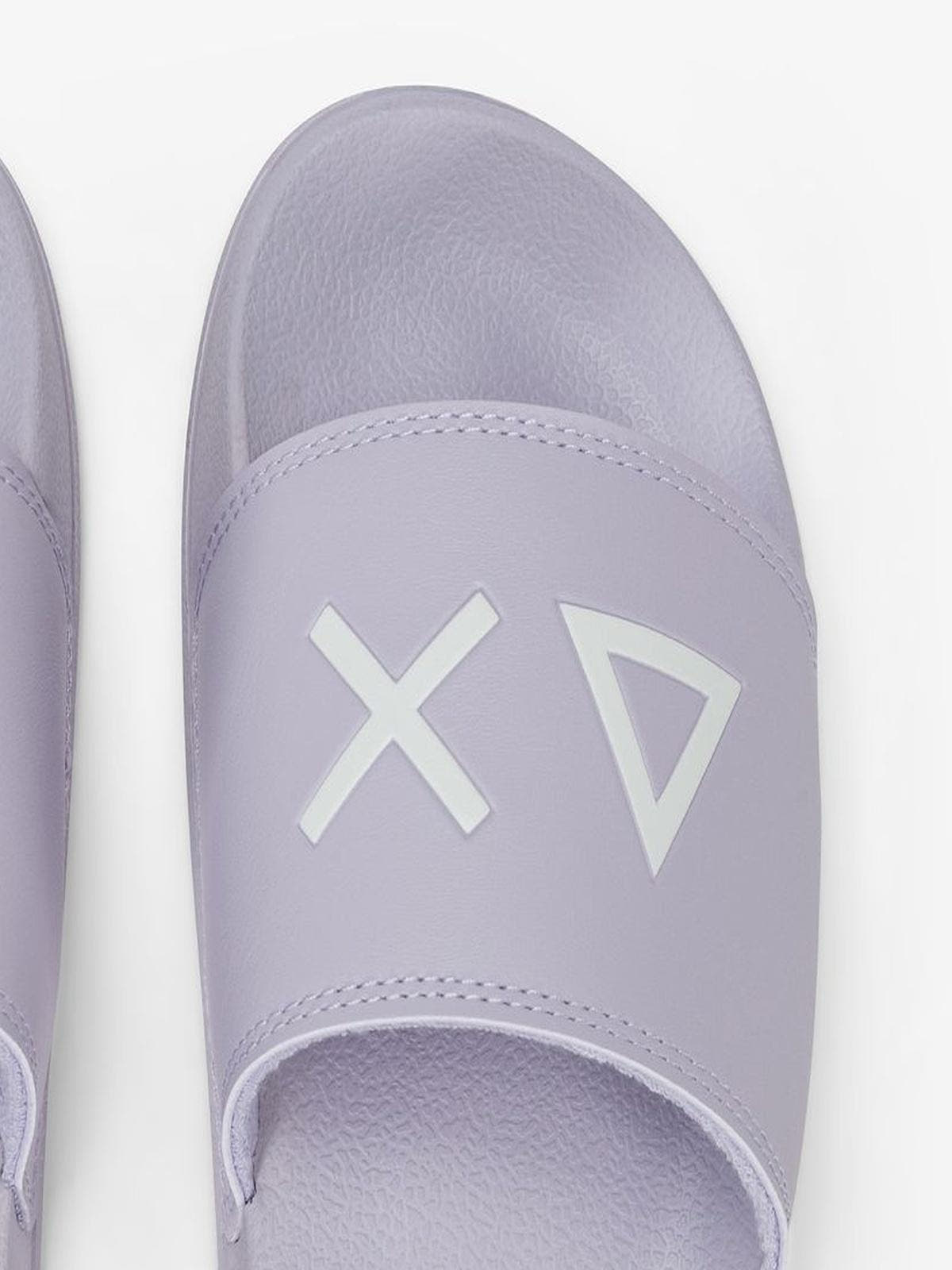 SLIPPERS LOGO 
