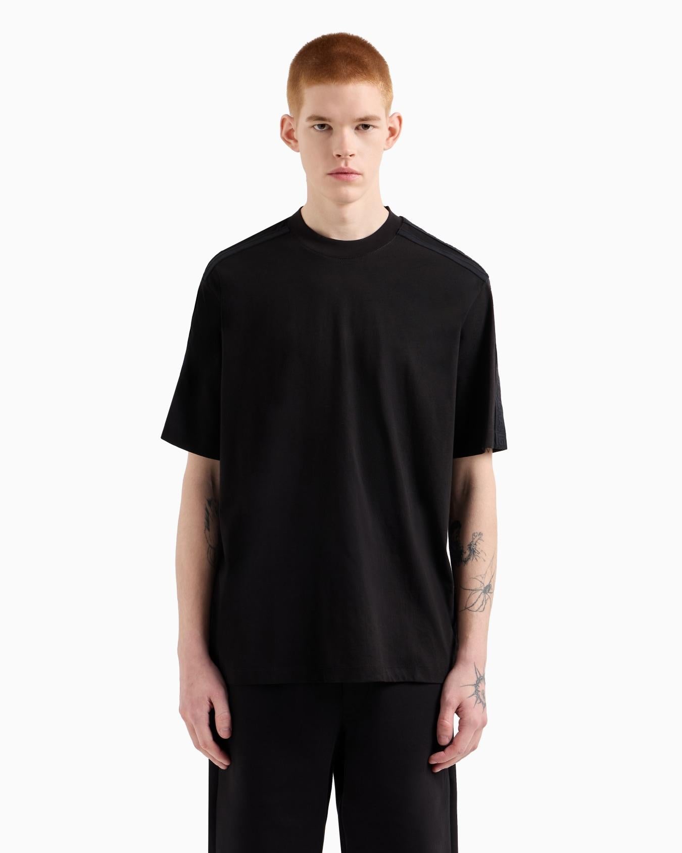 XM000322 AF10361/UC001 ARMANI EXCHANGE