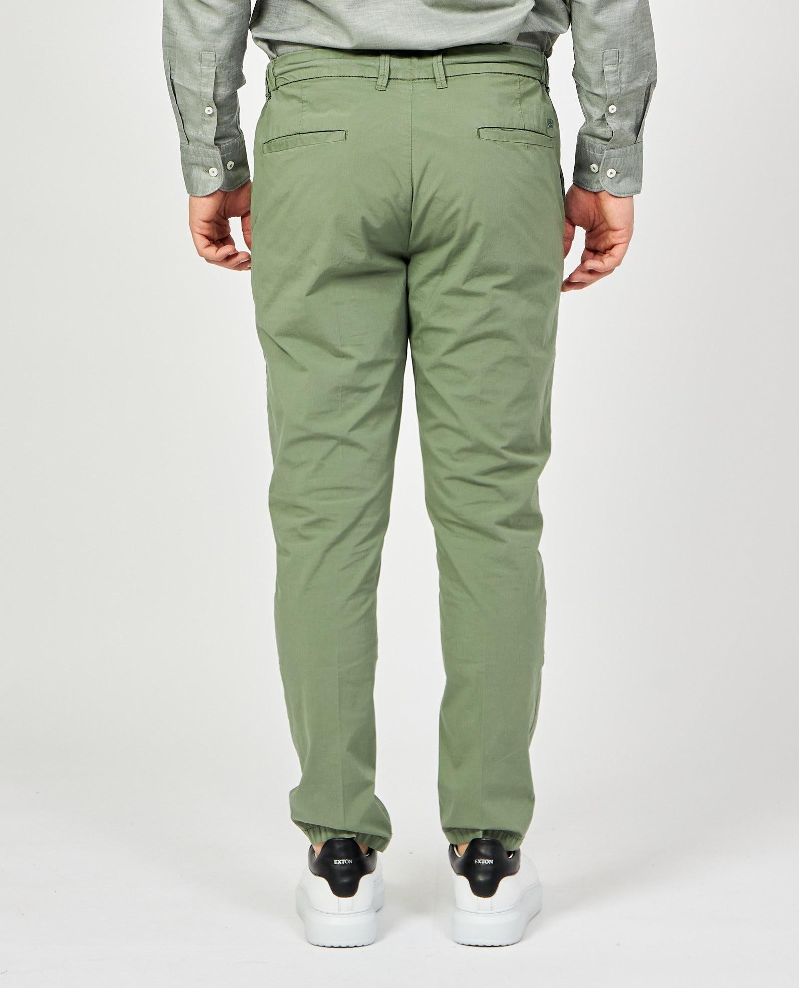 P698 WV00/0979 YES ZEE