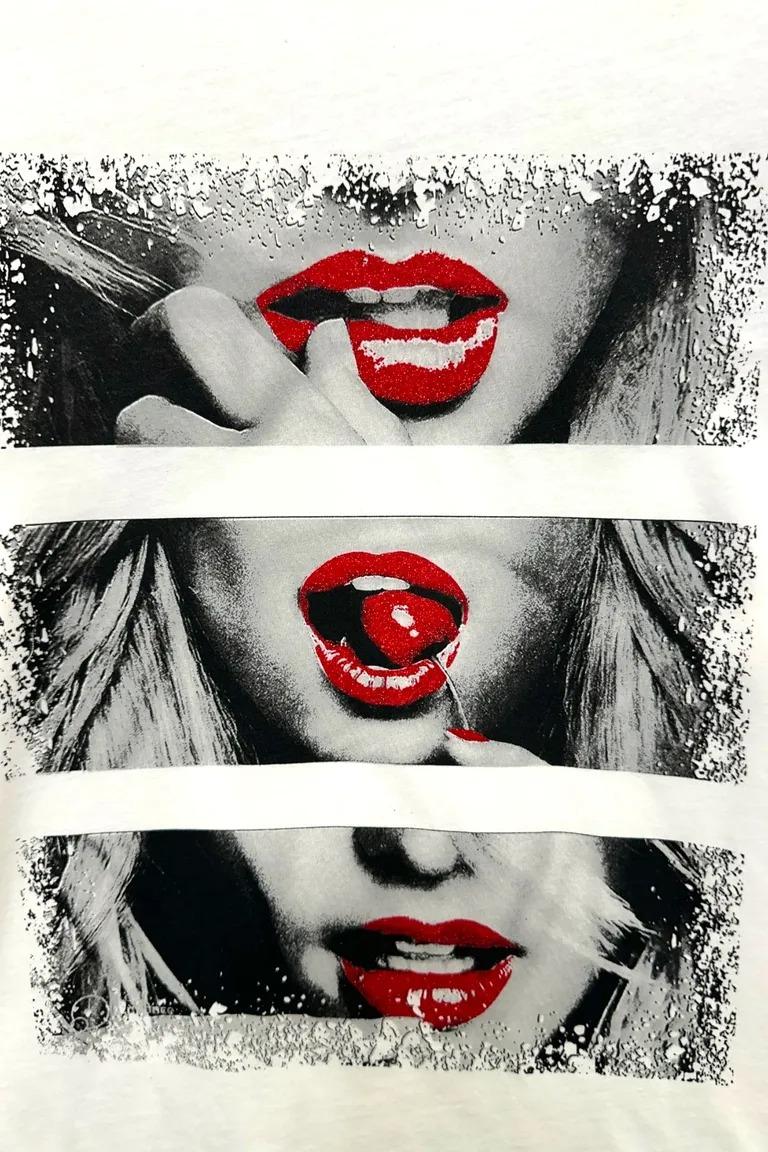 T-shirt con stampa donna con labbra a contrasto VB-10779/Bianco LOVEme