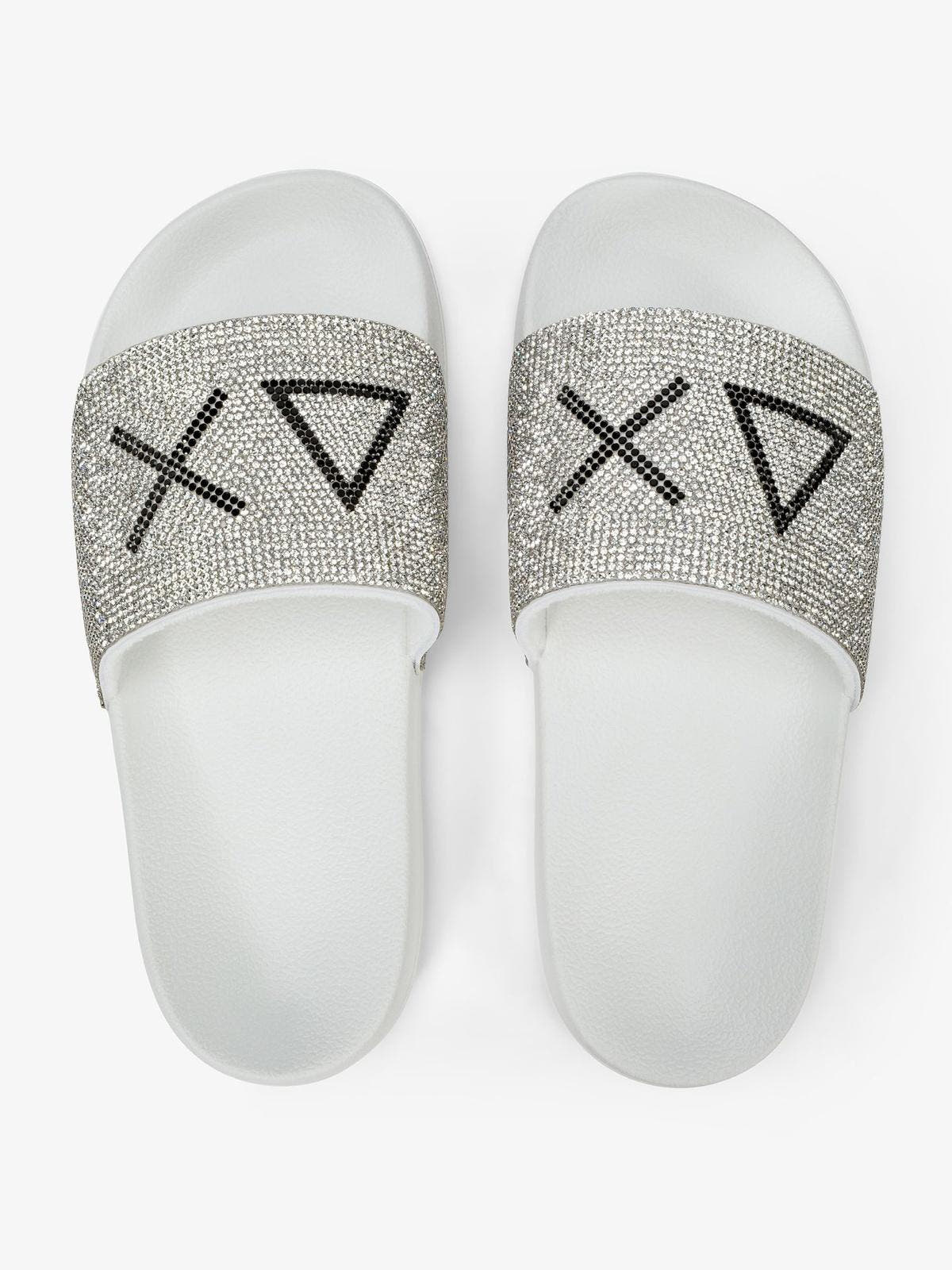 SLIPPERS STRASS LOGO 