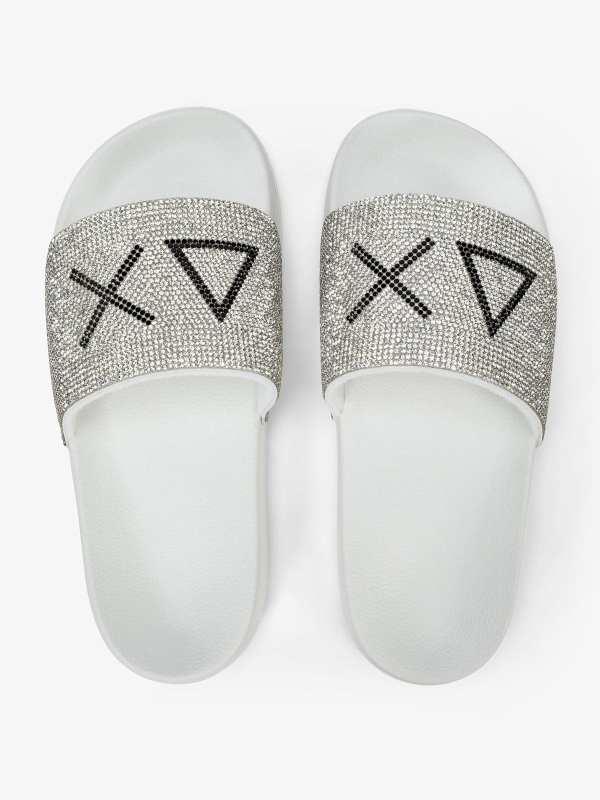 SLIPPERS STRASS LOGO 