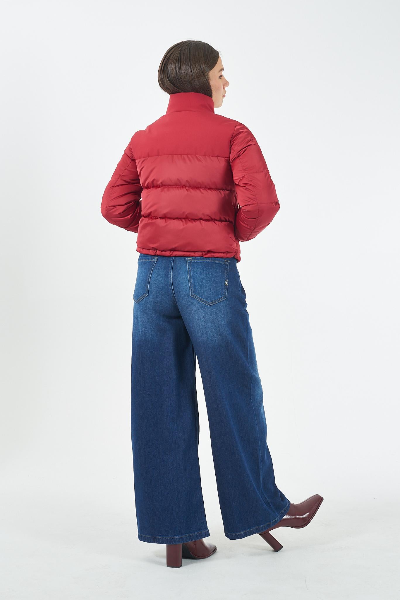 J031 M800/0562 YES ZEE