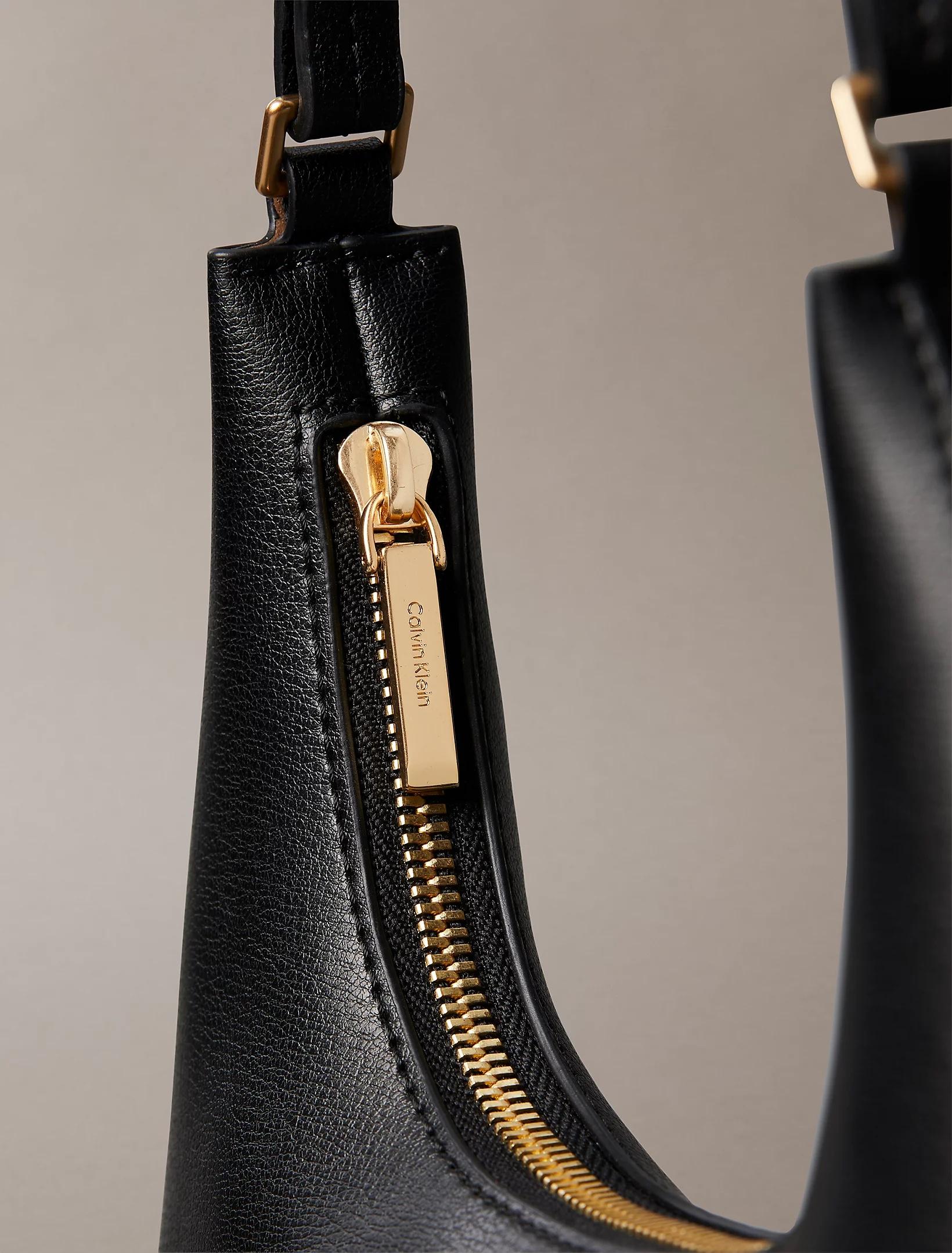 FOIL LOGO SHOU?LDER BAG LV04F3272G/332 CALVIN KLEIN JEANS