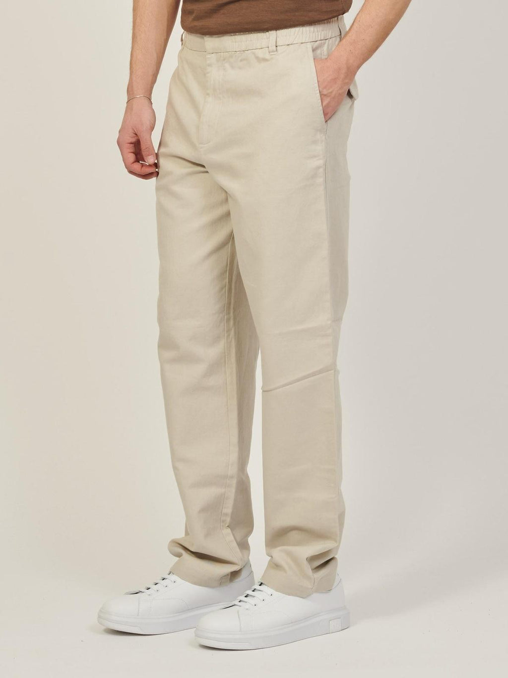 TROUSER 