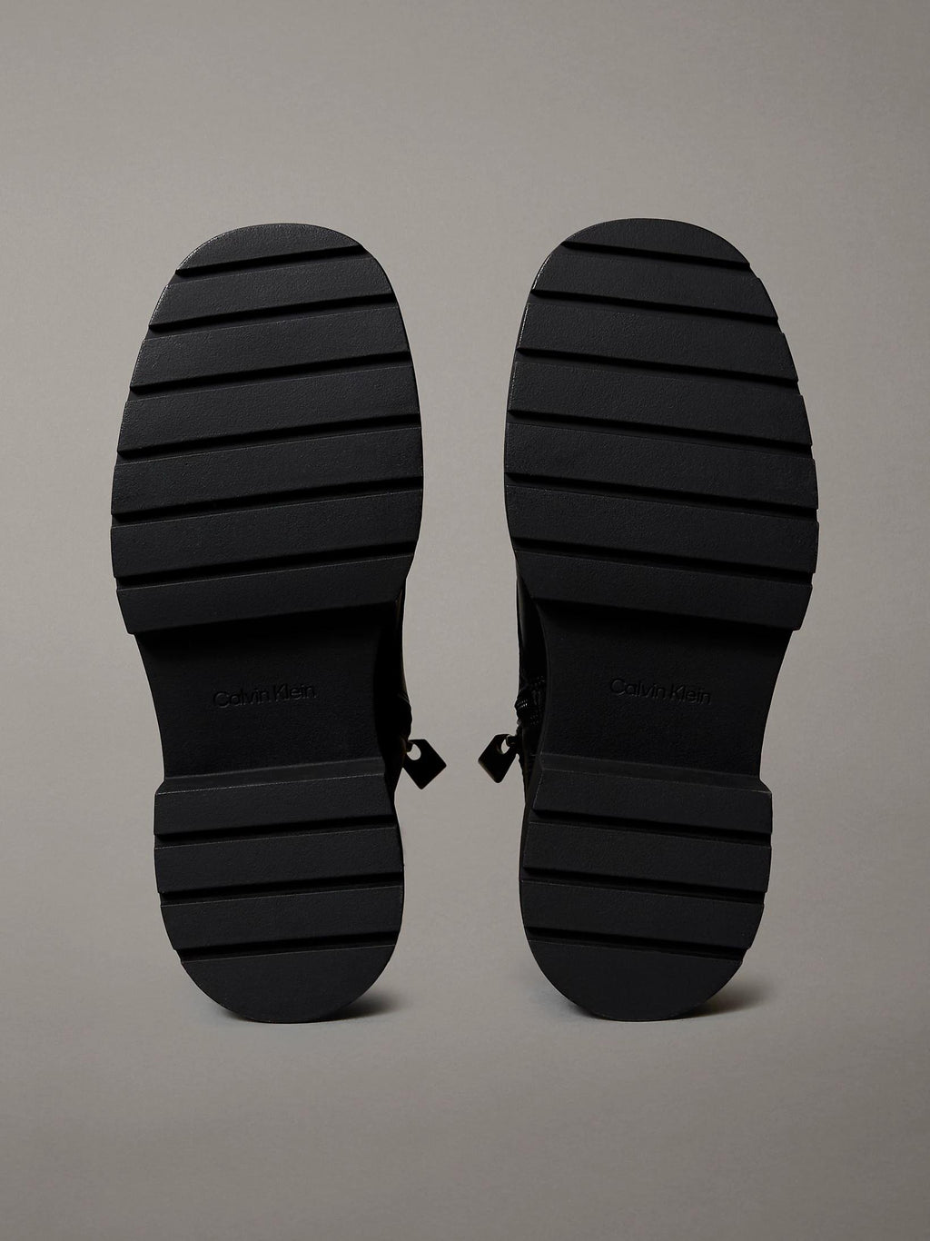 YW0YW01999/BEH CALVIN KLEIN