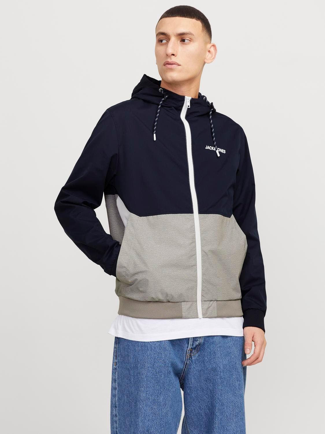 12200208/Sky Captain JACK AND JONES