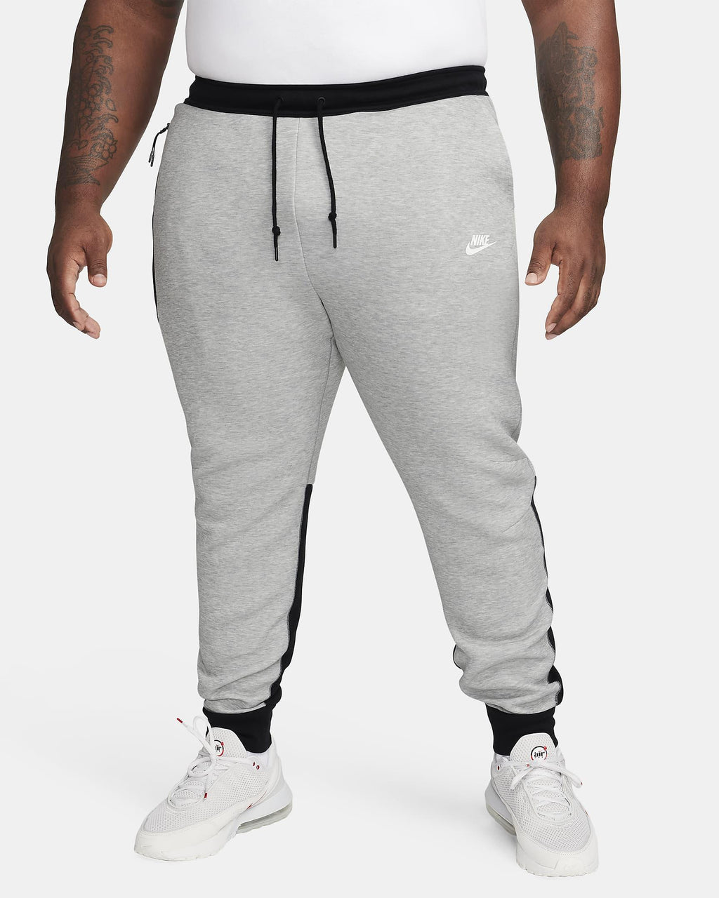 NIKE SPORTSWEAR TECH FLEECE 