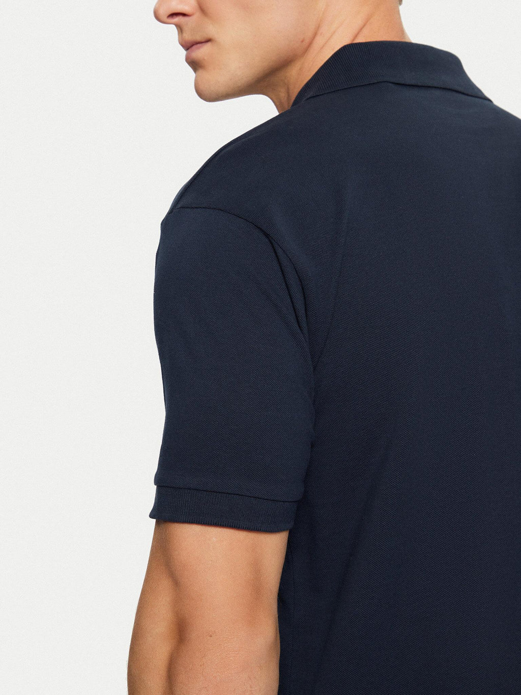 M4BP29KCJV1/A71W GUESS