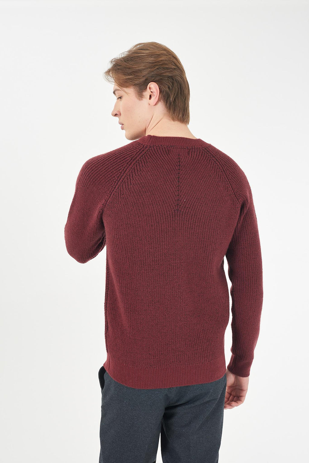 M828 MS00/0516 YES ZEE