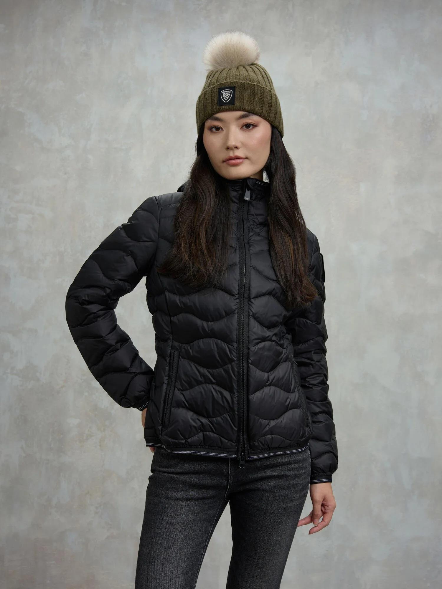 25WBLDC03095 006047/999EI BLAUER