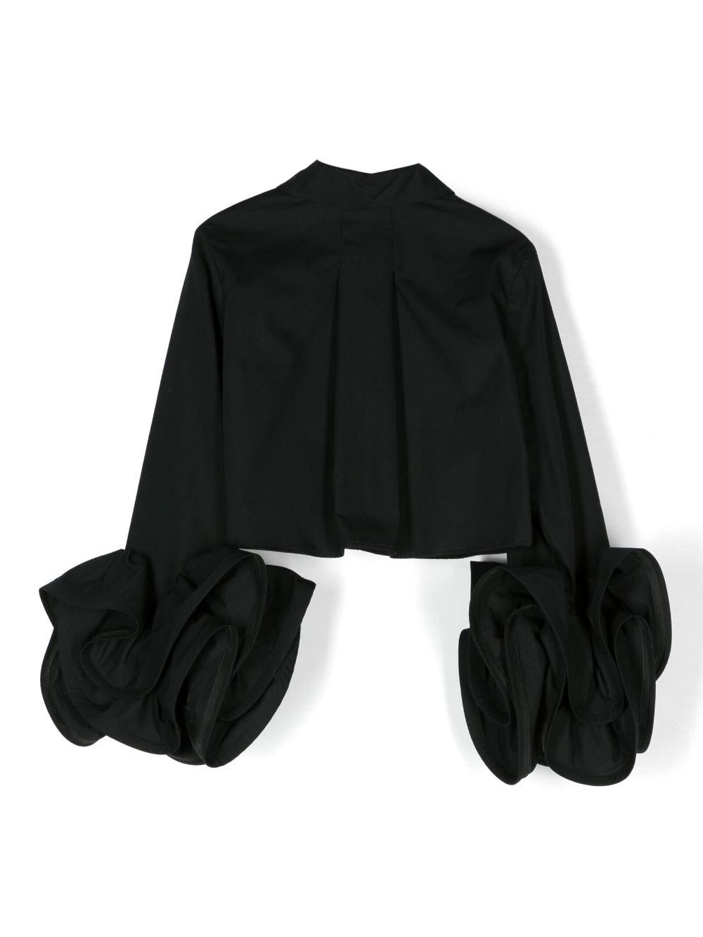 CAMICIA CON MANICHE A VOLANT NERO 