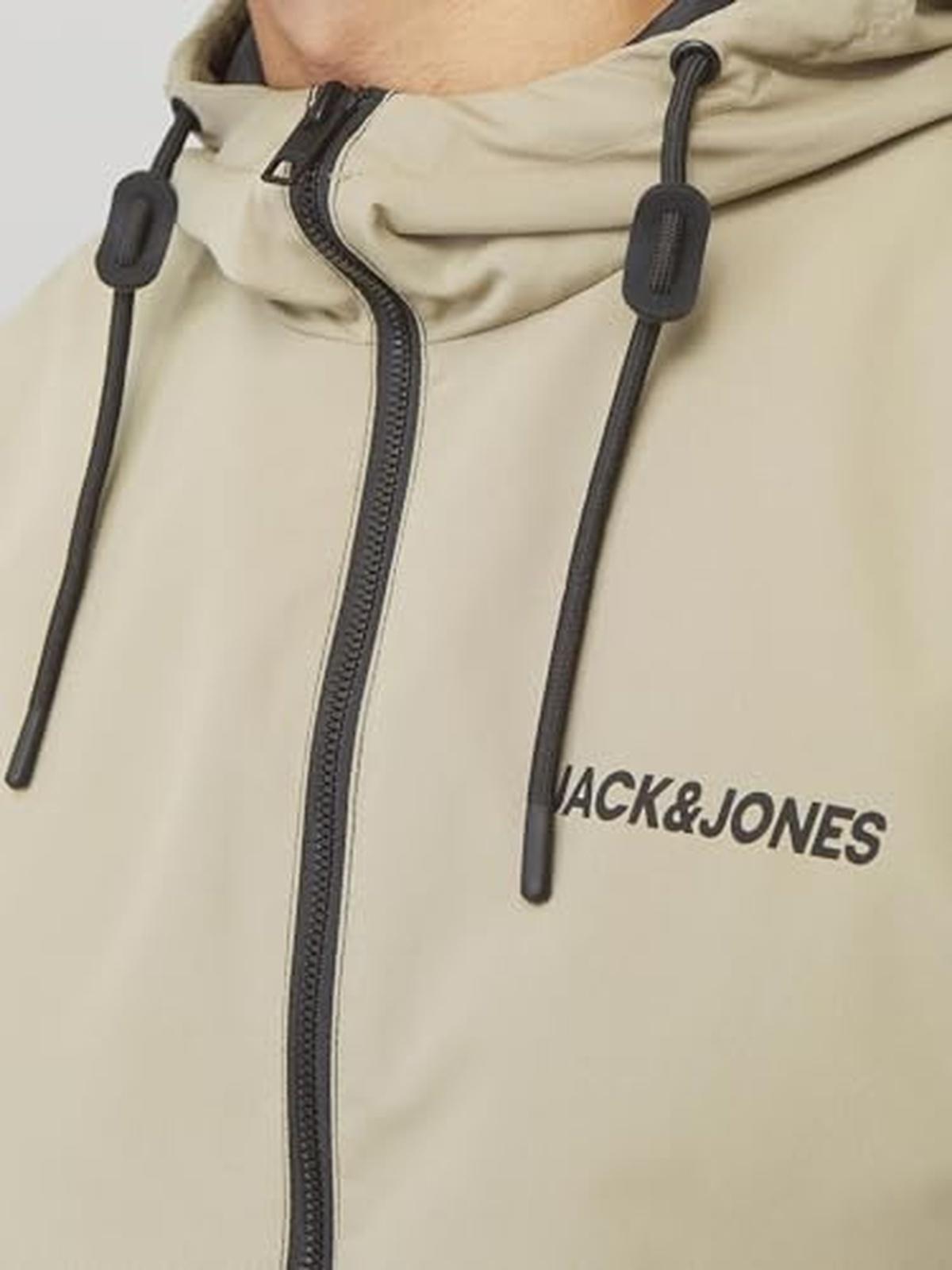 12200208/Coriander BLACK WHITE BLOCKING JACK AND JONES