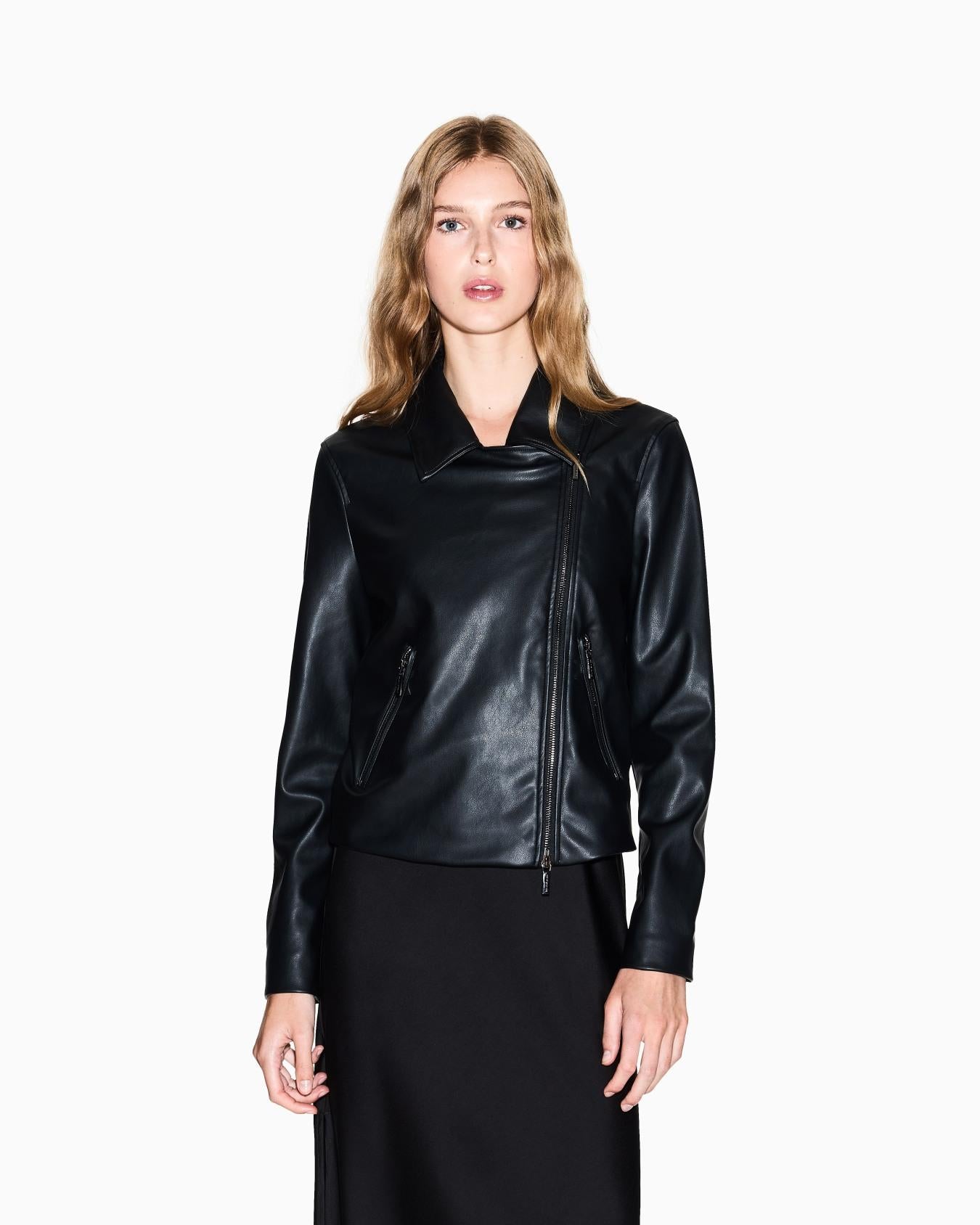 XW001433 AF16618/UC001 ARMANI EXCHANGE