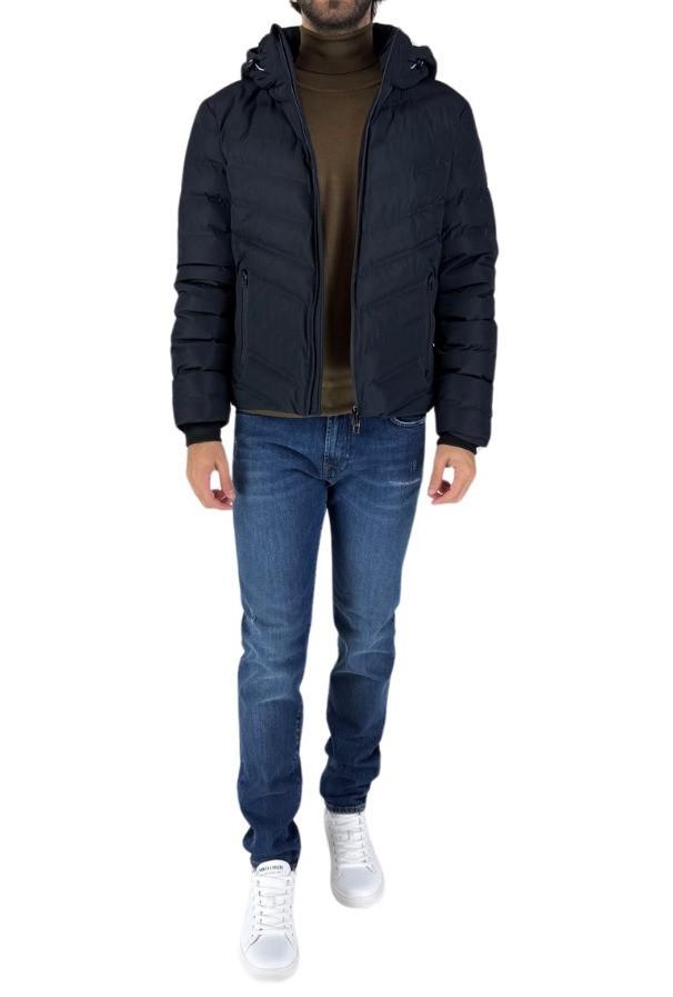 MK794017/BLU MARKUP