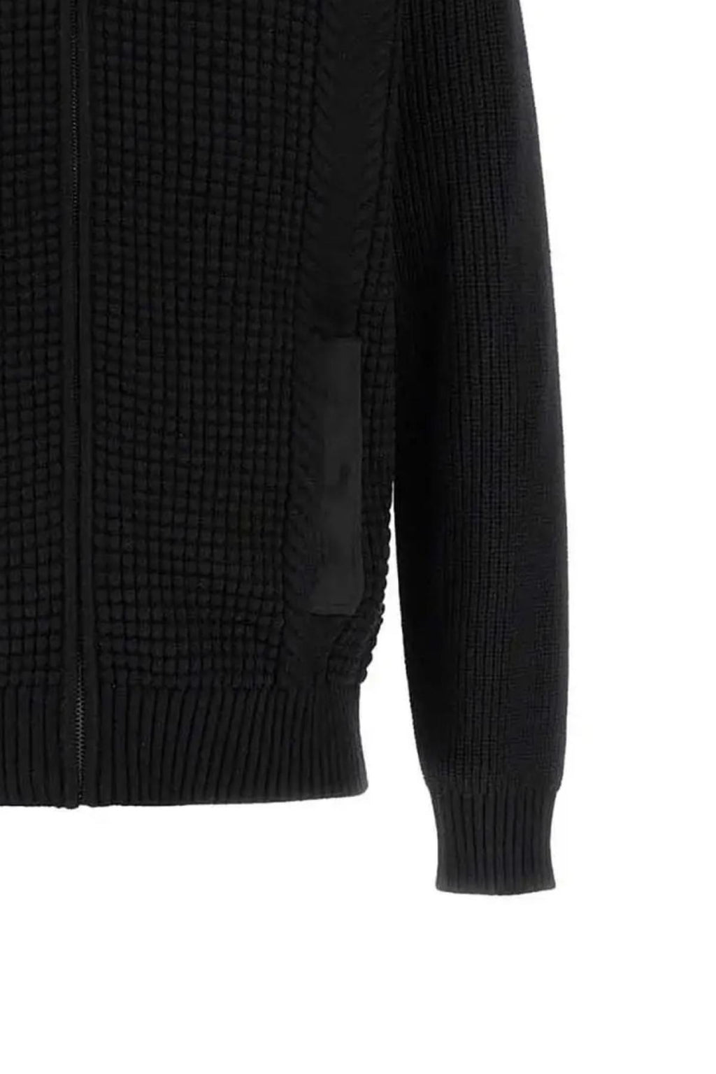 M5BR44Z2ZK2/JBLK GUESS