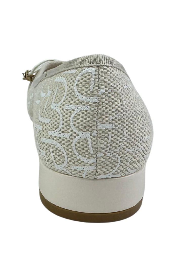 BALLET SHOES 