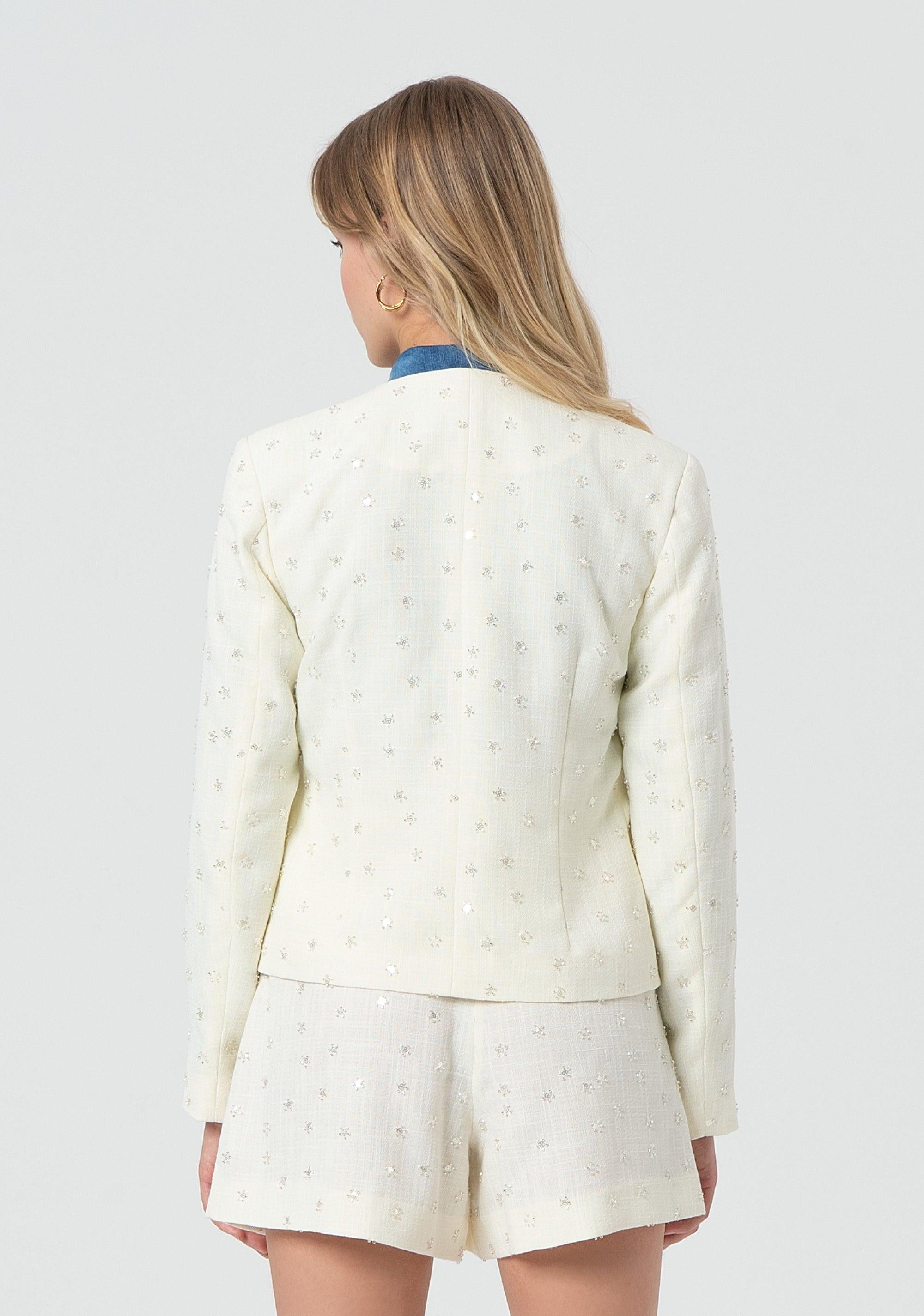 REGULAR CHANEL JACKET CREAM 