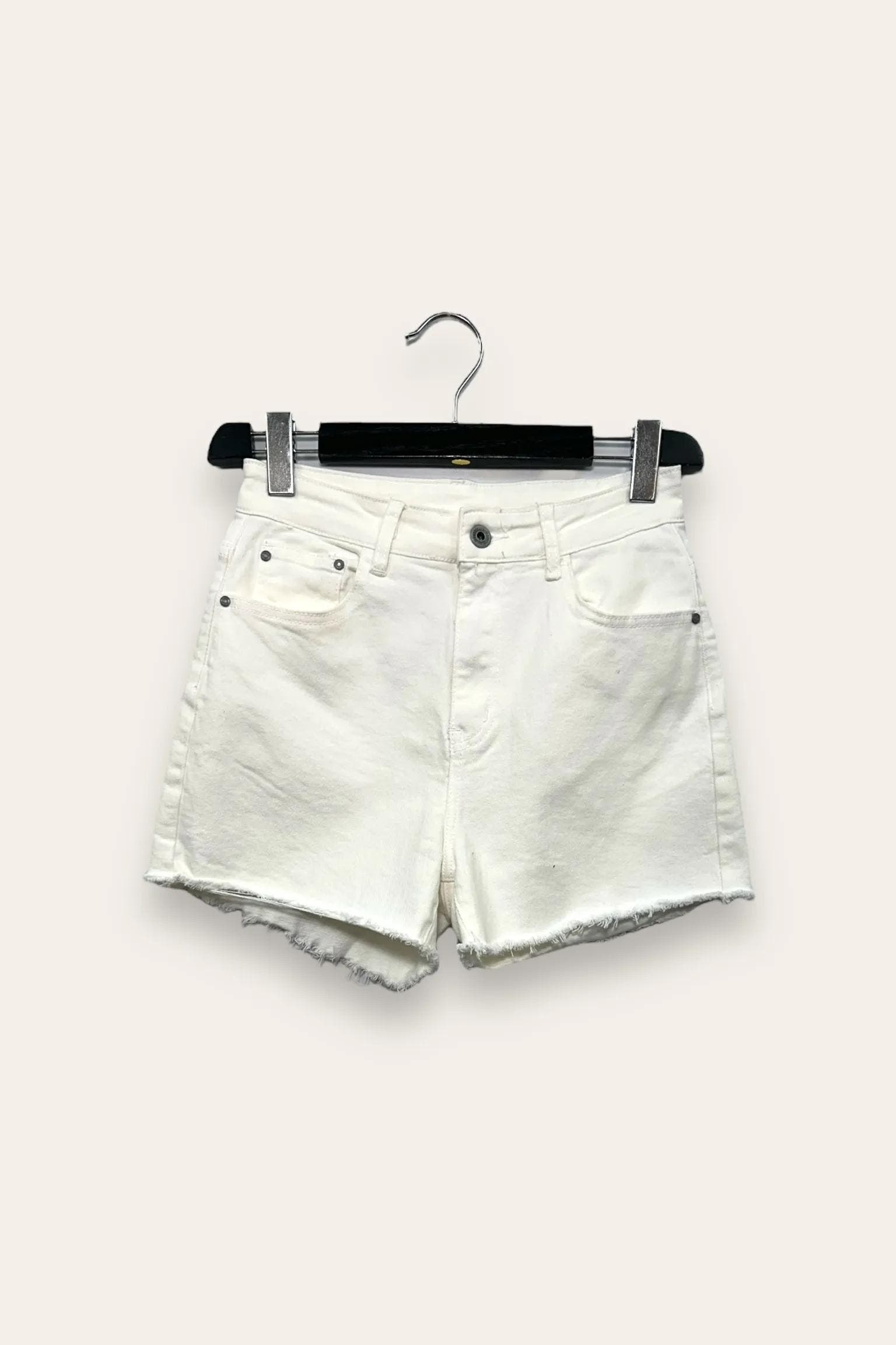 Shorts sfrangiato 