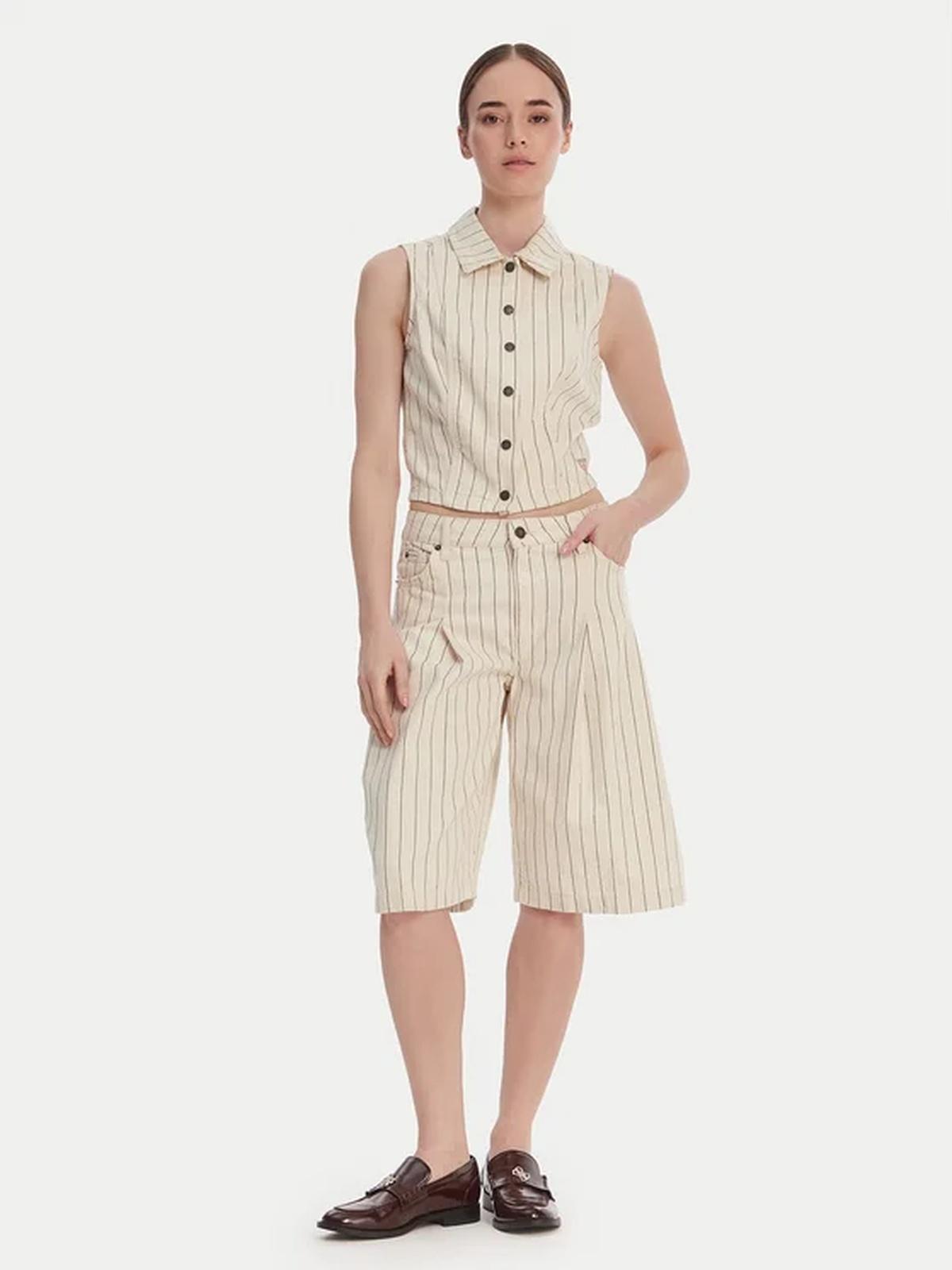 W6GHZ9D7961/GHCK GUESS