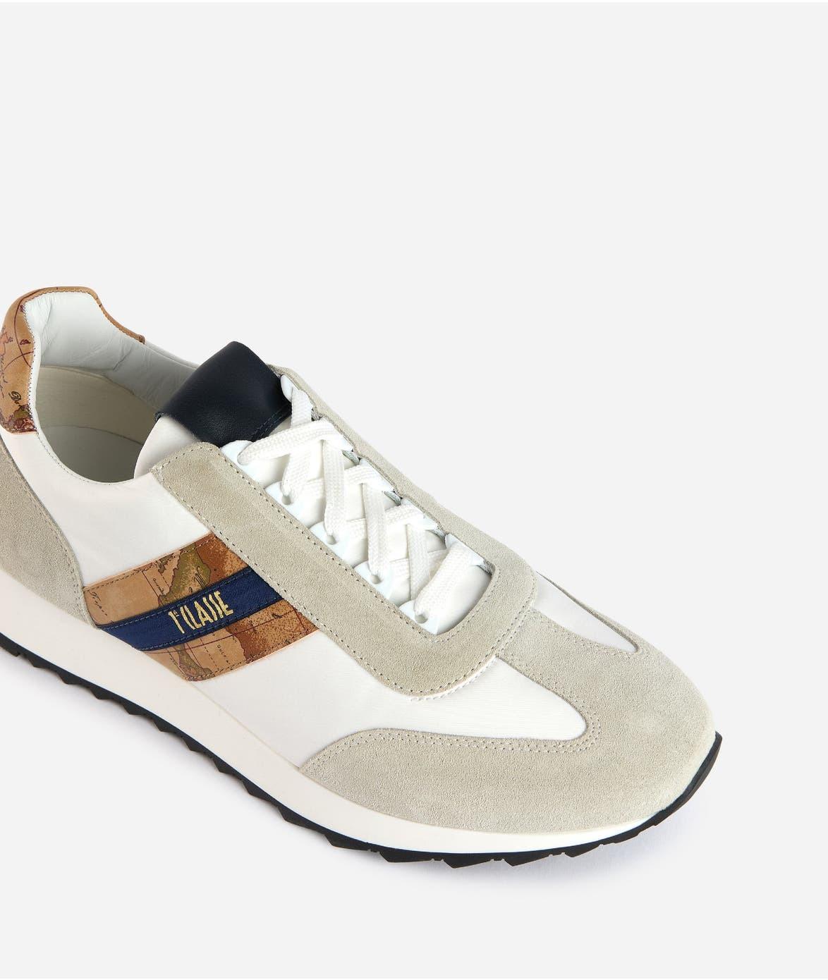 U153 407D/0900 Alviero Martini 1ª CLASSE