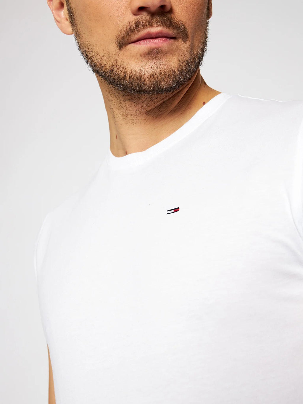 TJM XSLIM JERSEY TEE DM0DM04411/100 TOMMY JEANS