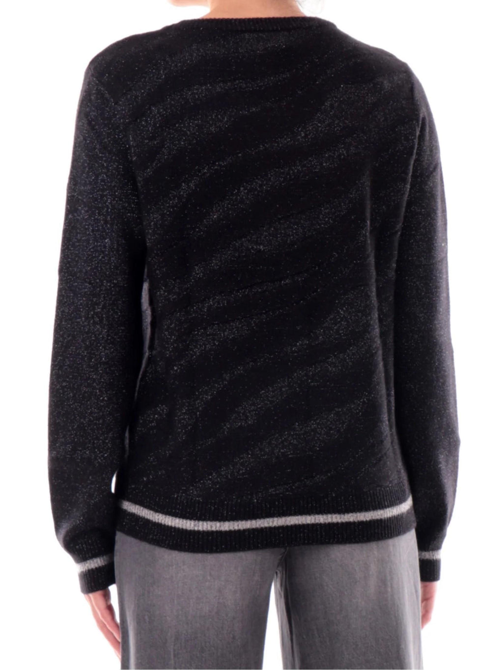 M011 BI00/0801 YES ZEE