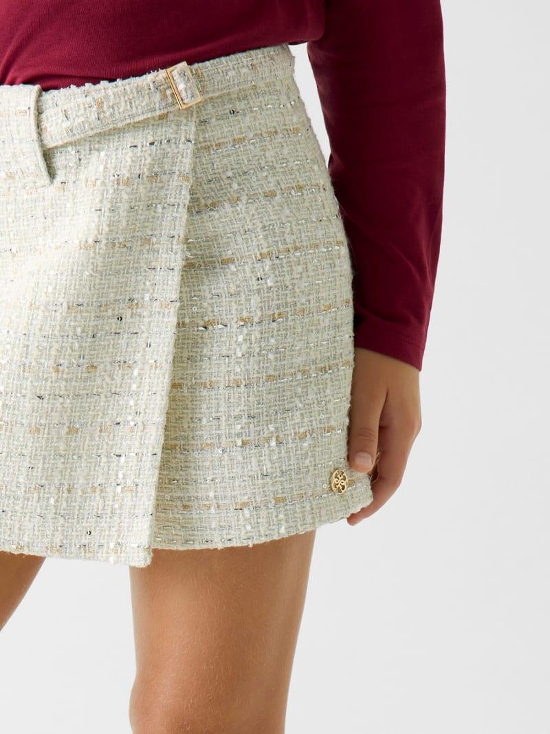 J5BD03WGXO0/F9VA GUESS