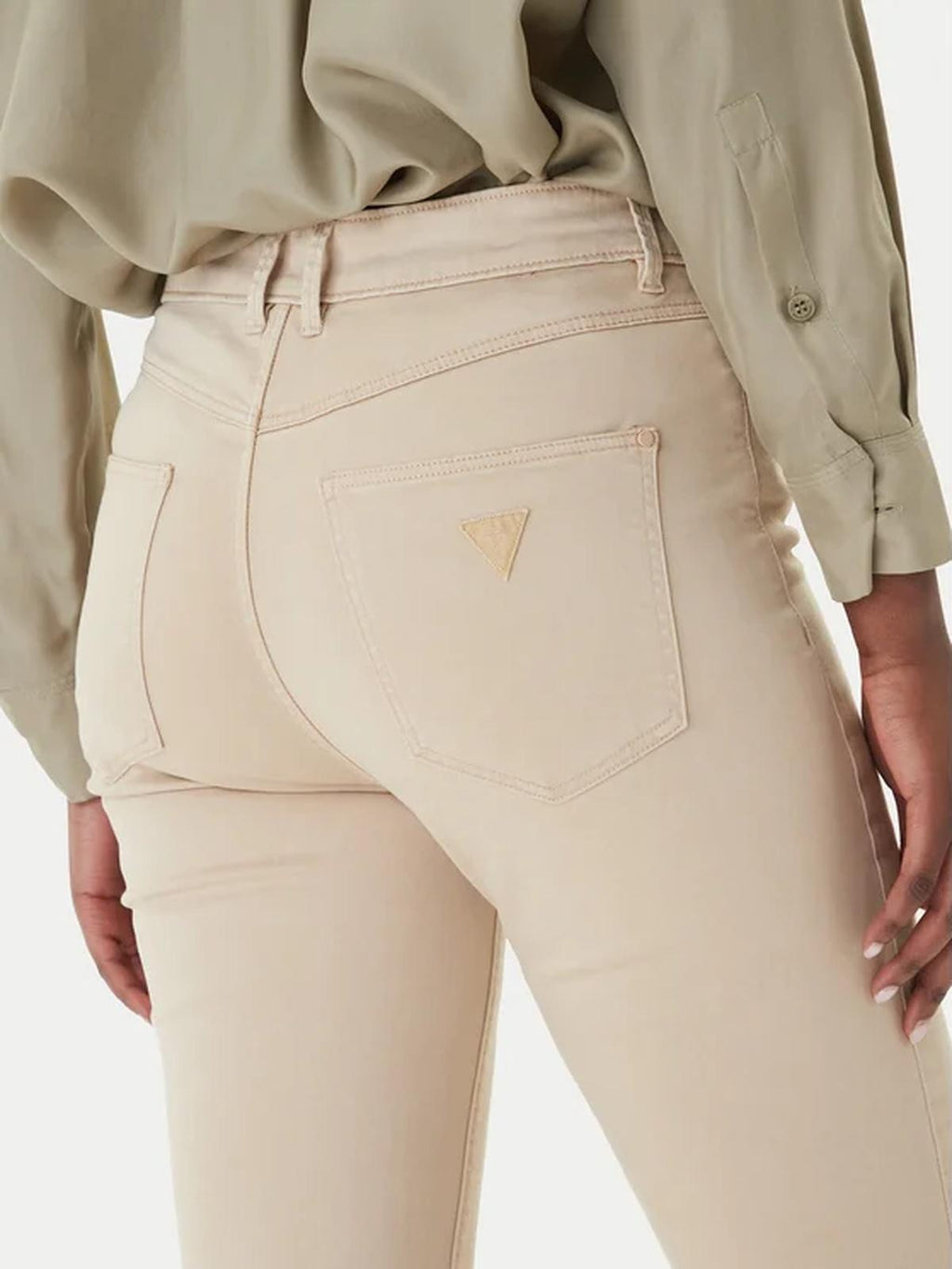 W5GA91W93CM/A117 GUESS