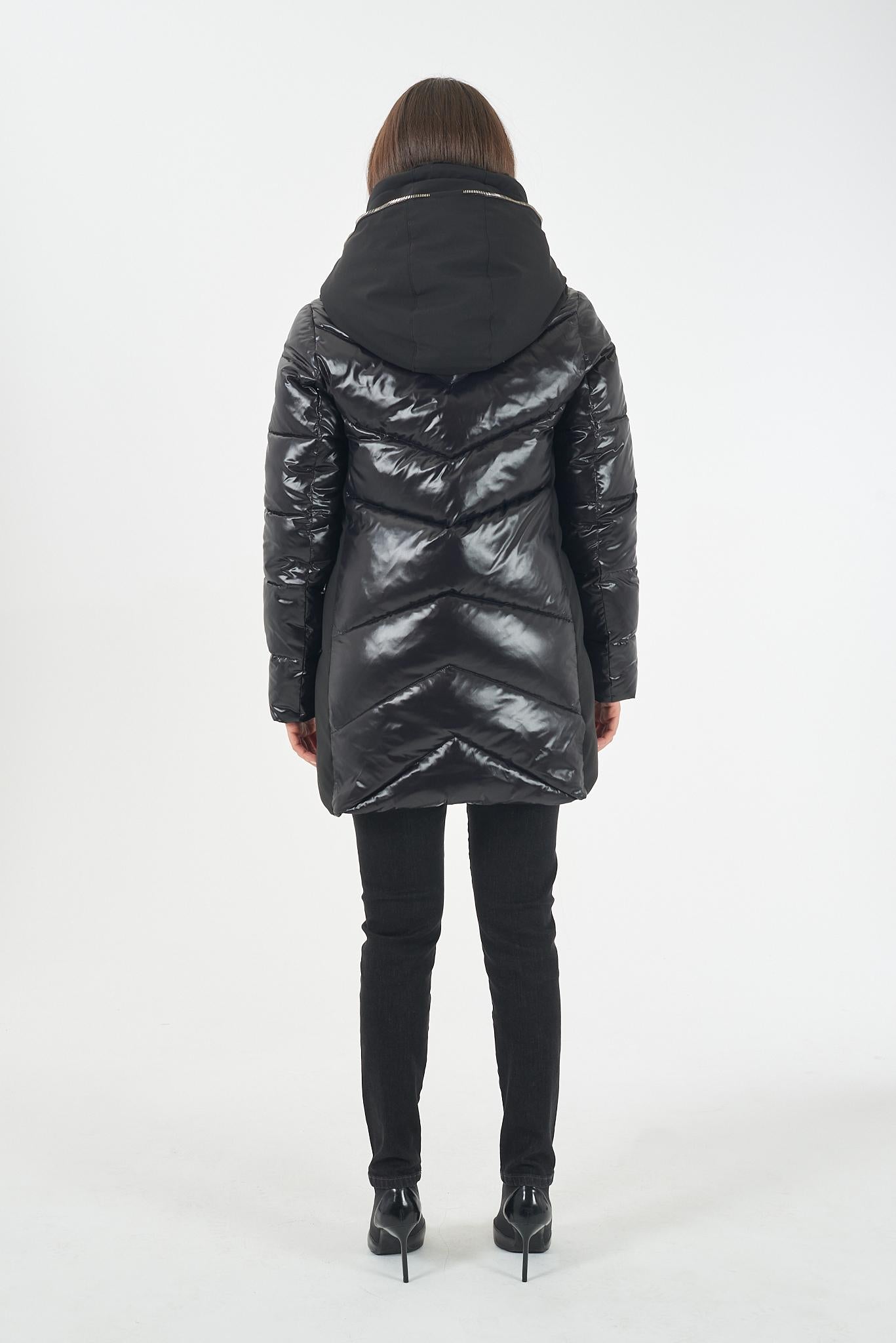 O006 Q300/0801 YES ZEE