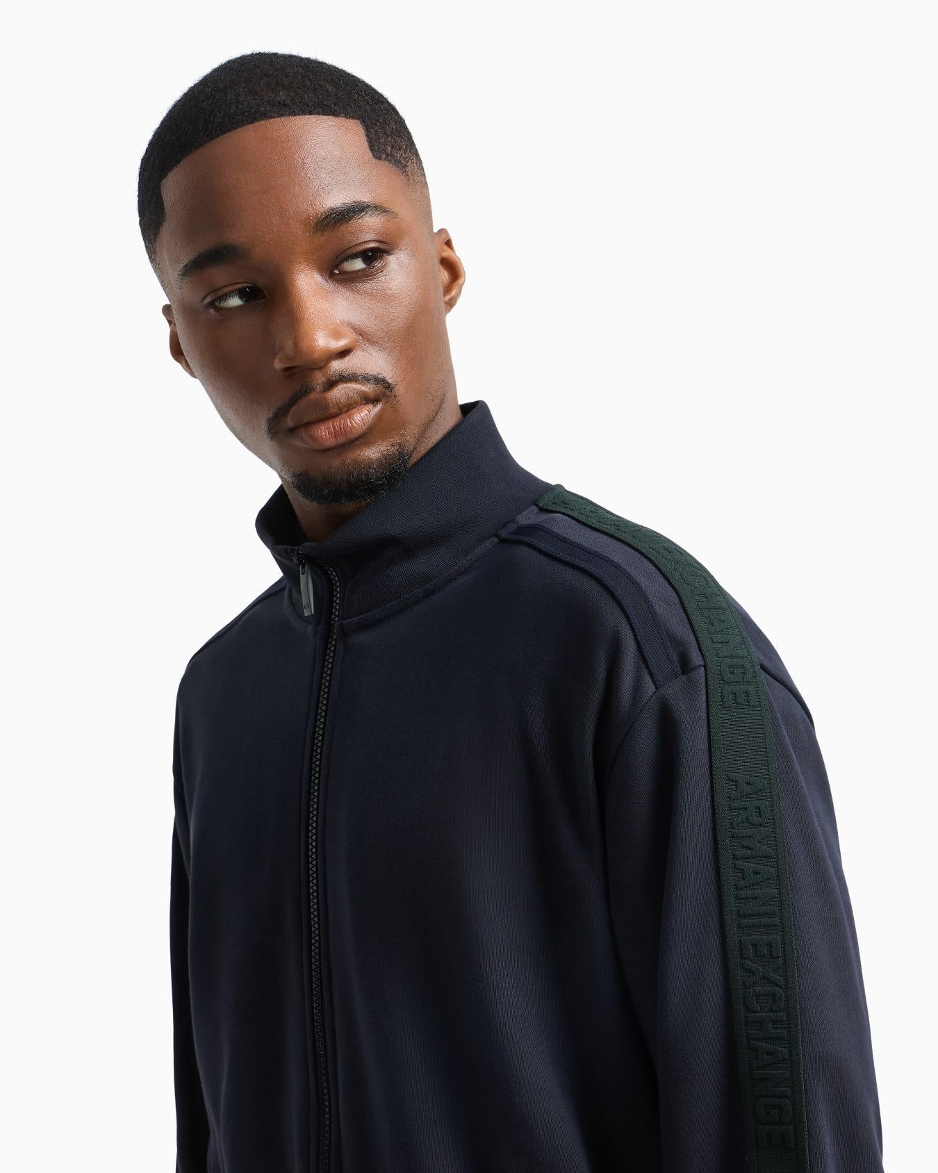 XM000311 AF10365/UB101 ARMANI EXCHANGE