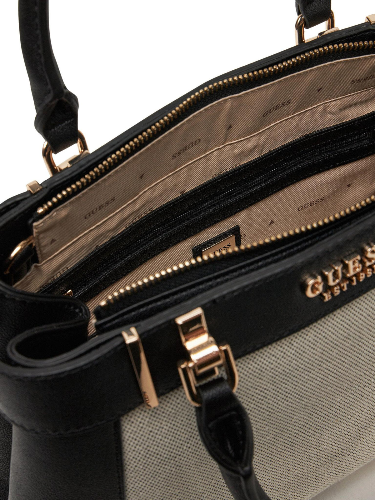 HWAG9633060/NTB GUESS